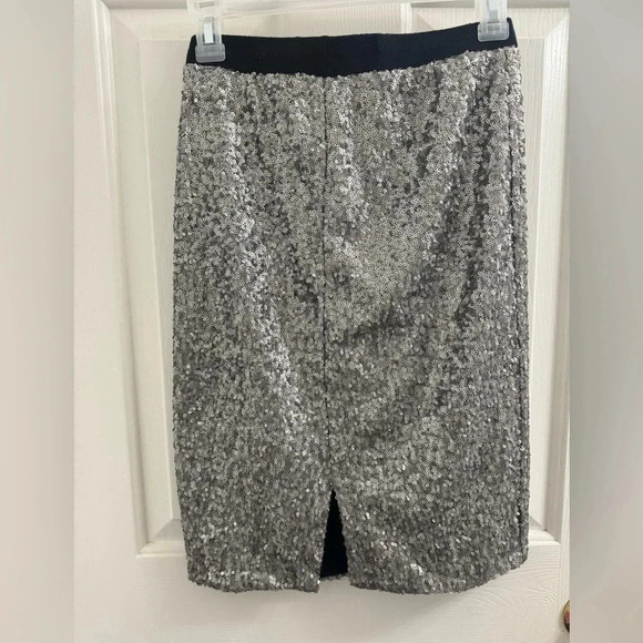 Maurices black with silver sequin elastic band skirt with slit in back - Picture 7 of 9